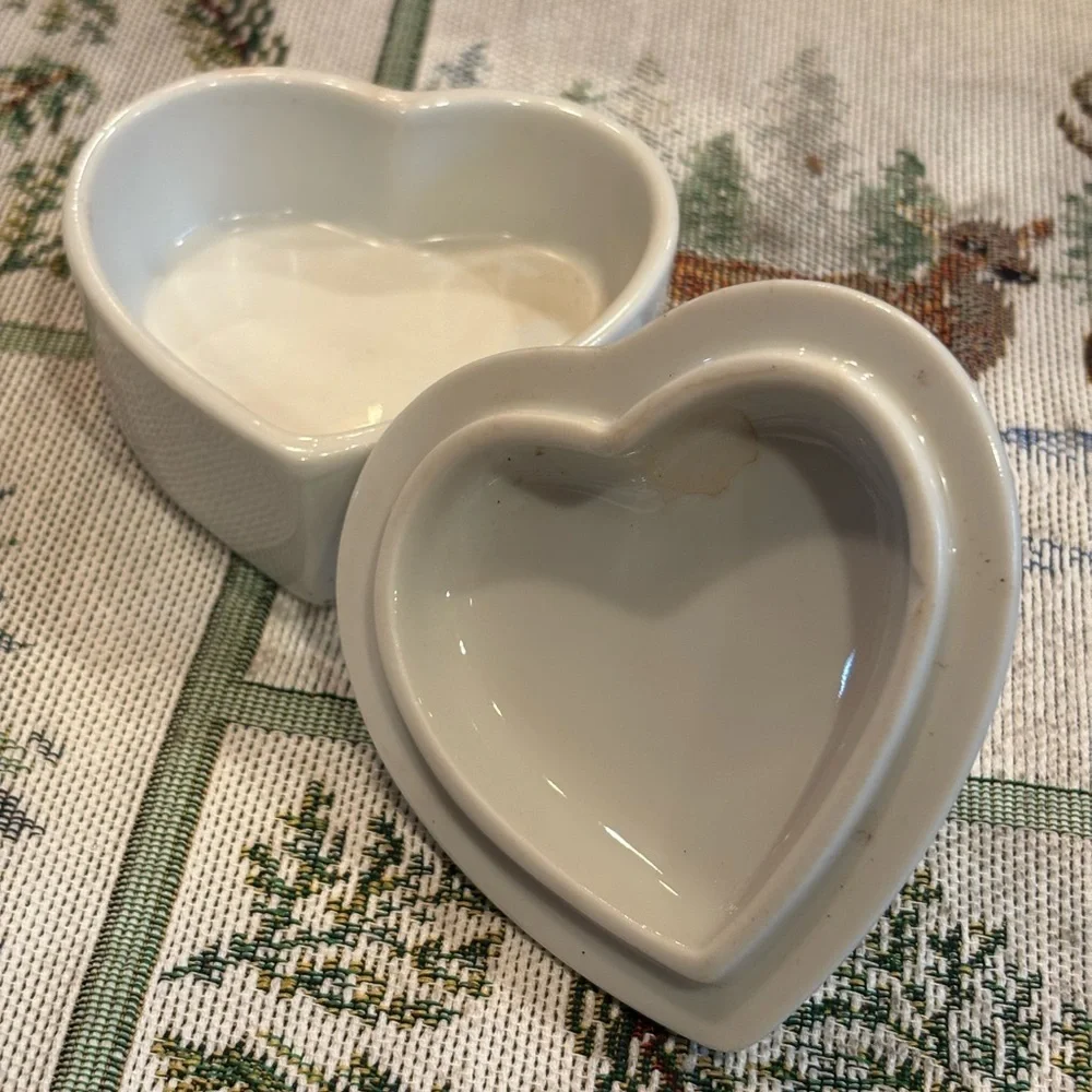 Vintage Otagiri Japan Porcelain Heart Trinket Box Sm Gray/Blue Bird/on Lid Japan